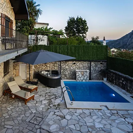 Renela דירה מוסטר