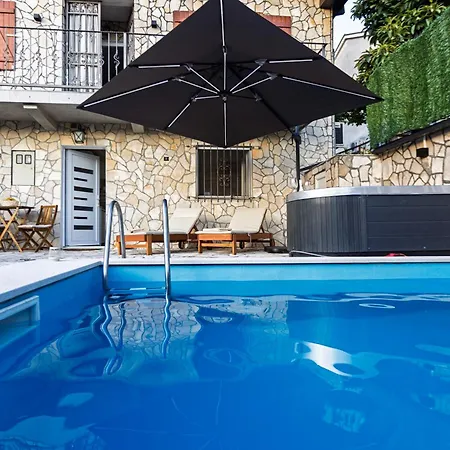 Renela דירה מוסטר